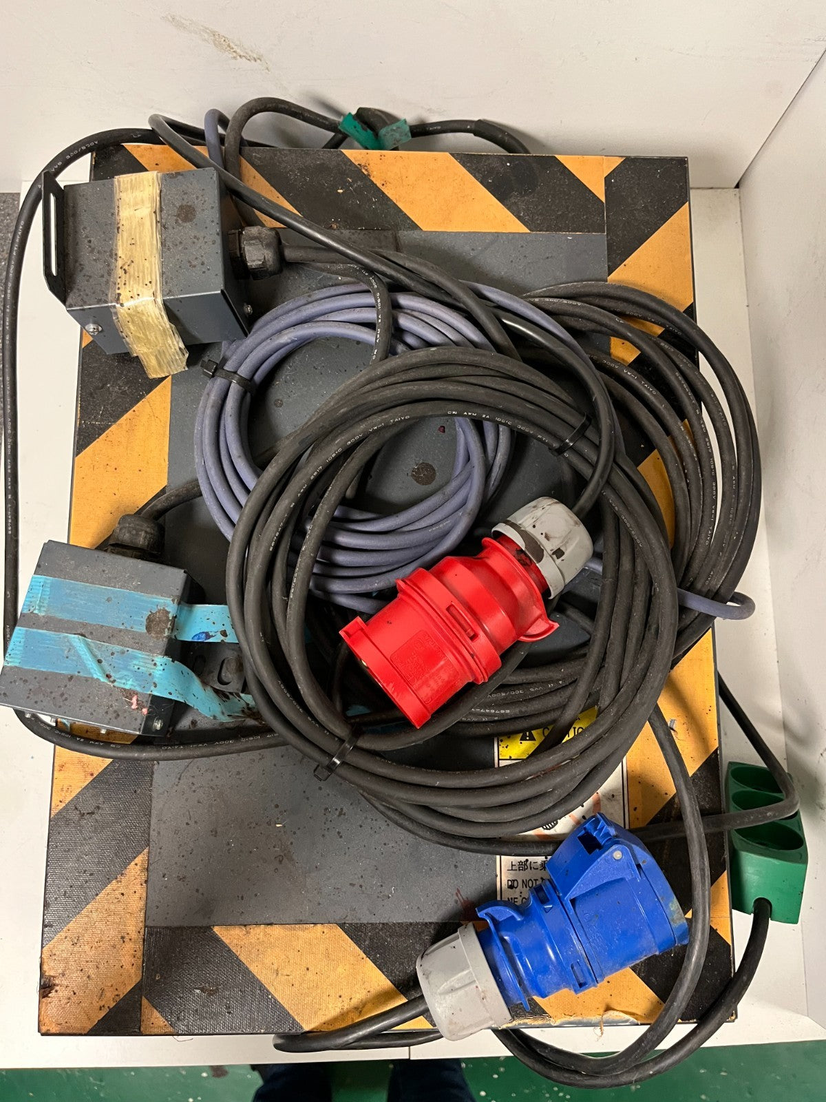 Mimaki OPT-J0292 Relay Box, 200-240V 30A, Industrial Heater & Printer Interface