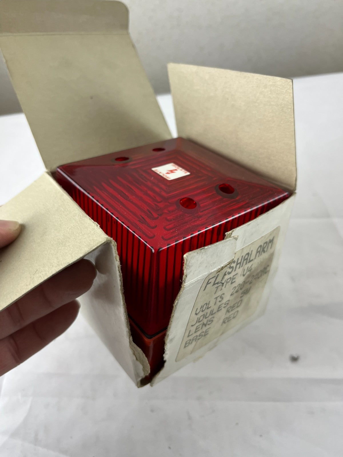 Clifford & Snell Flashalarm V4 Red Beacon 220–240 VAC 5 J 5 W Xenon Warning