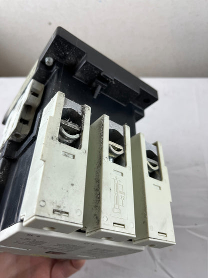 Siemens 3TF50 World Series Power Contactor 3-Pole 110A 600V With Coil Used