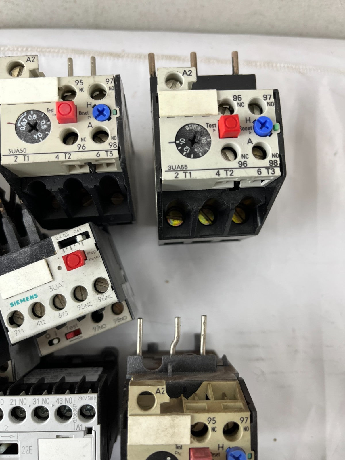 Siemens 3UA Series Thermal Overload Relay Mixed Lot Approx 30pcs Used Spares