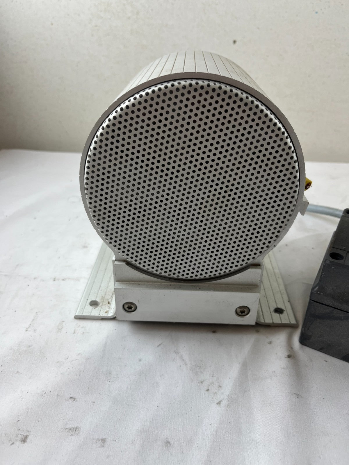 DNH CAREEX-6T CAPEEX-6T Ex Cabinet Loudspeaker 6W 100V Bi-directional Used