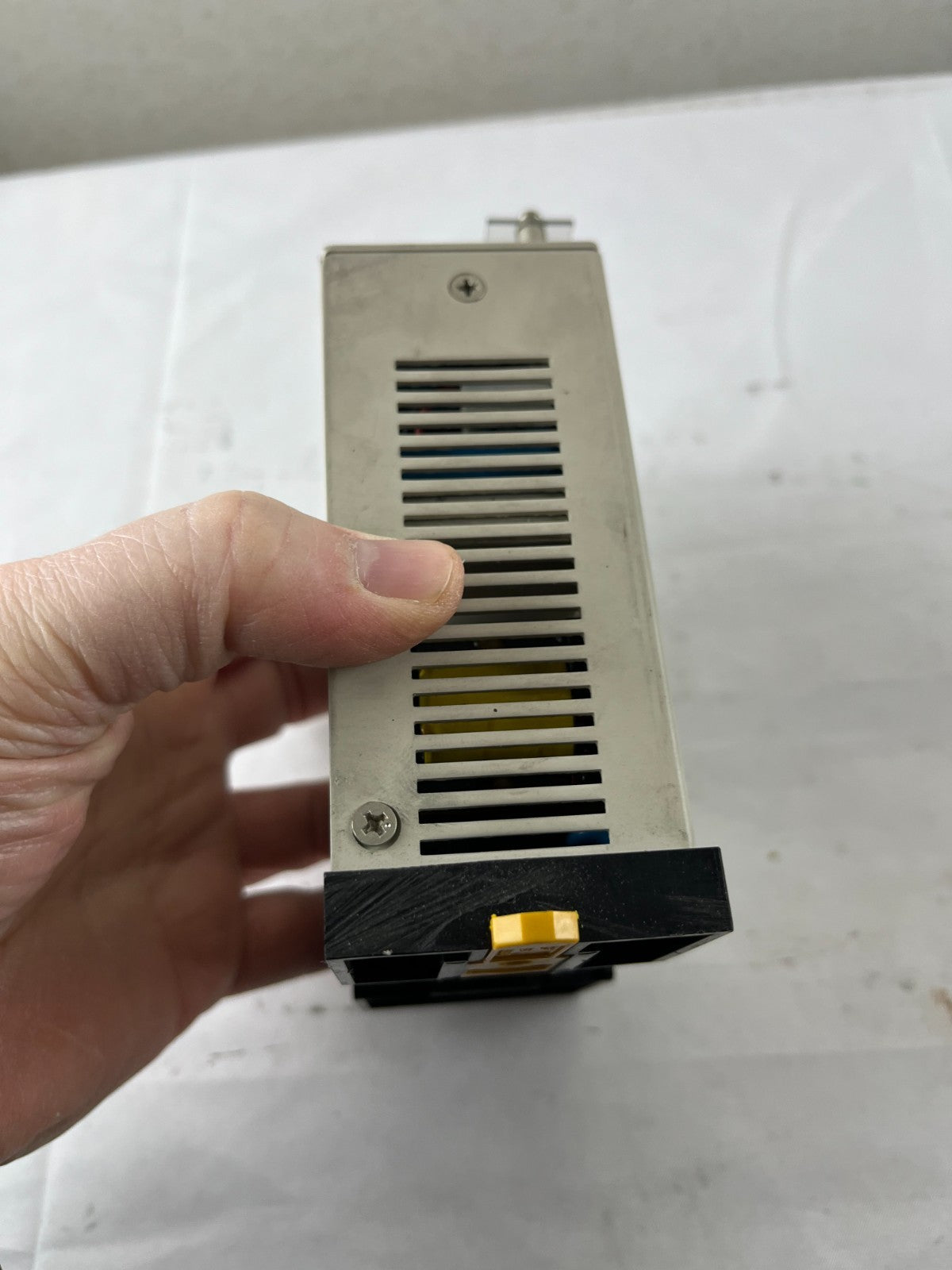 Omron 3G2A3-PS221 Power Supply 24V DC 1.5A 100–240VAC PS221 Used Japan Spare