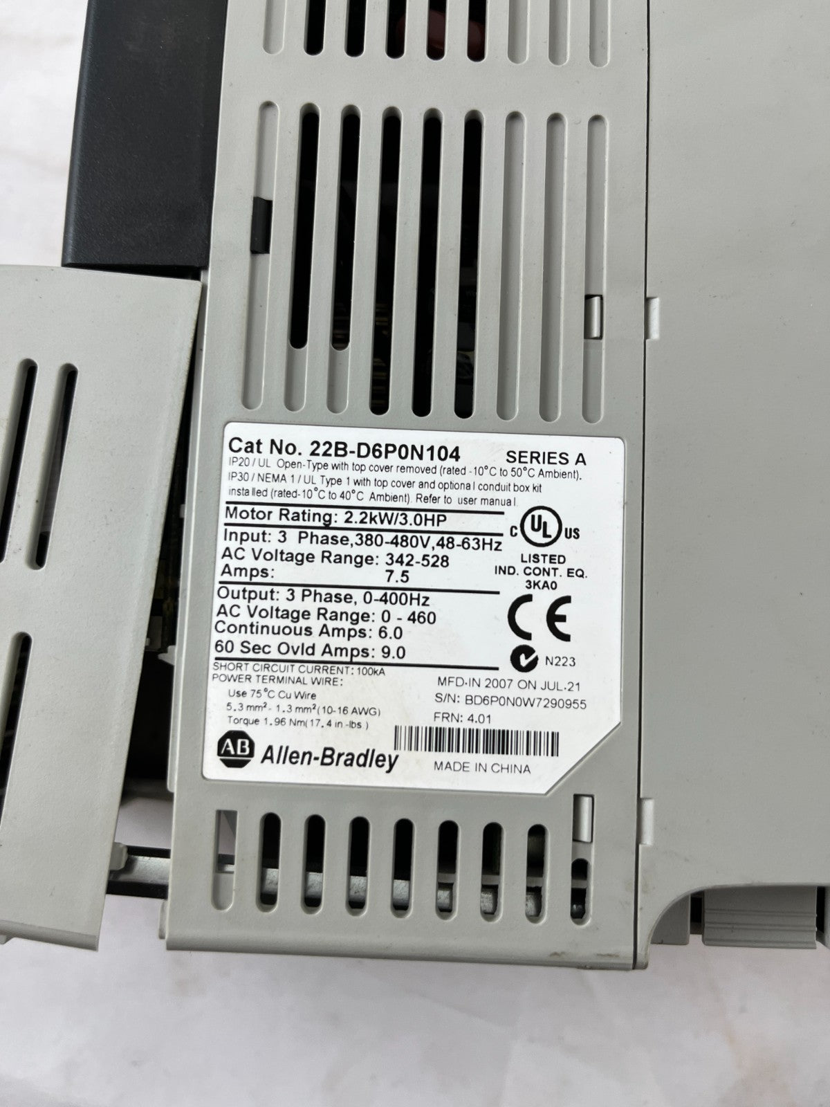 Allen-Bradley 22B-D6P0N104 PowerFlex 40 AC Drive 2.2kW 3HP 480V VFD Used Spare