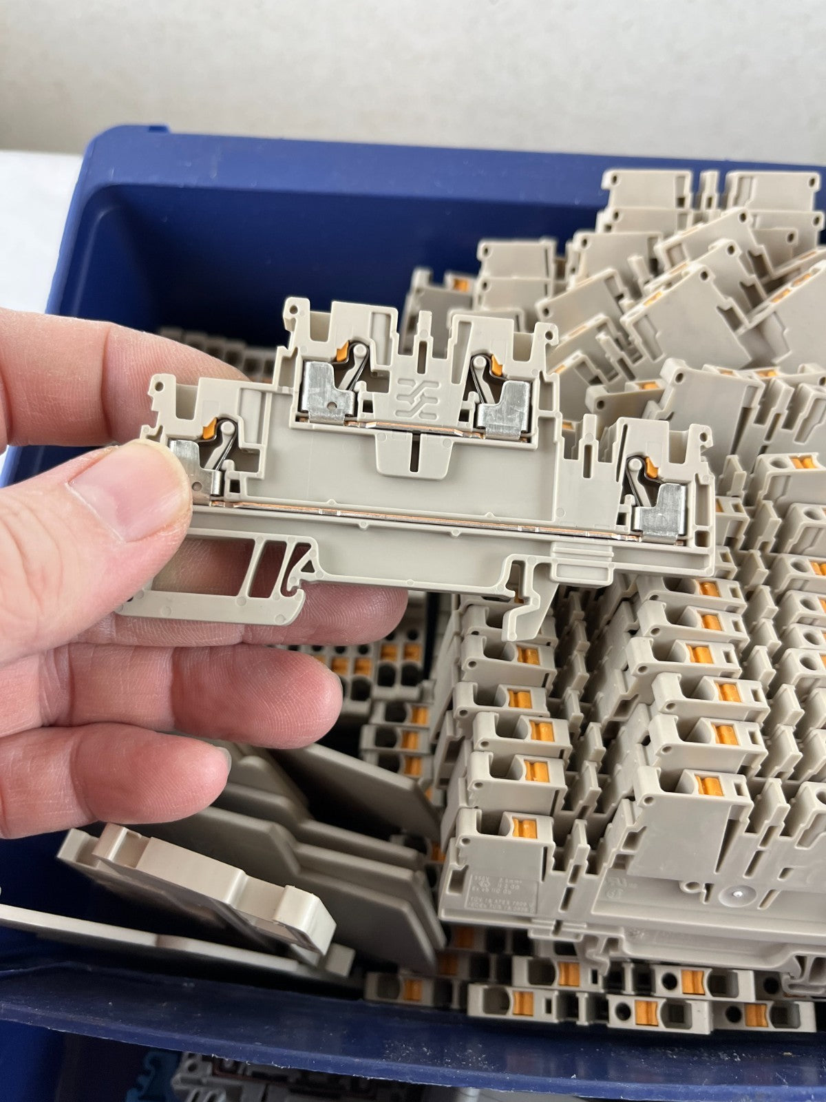 Phoenix Contact DIKD 1.5 Disconnect Terminal Block Lot aprox 75pcs Used Grey DIN