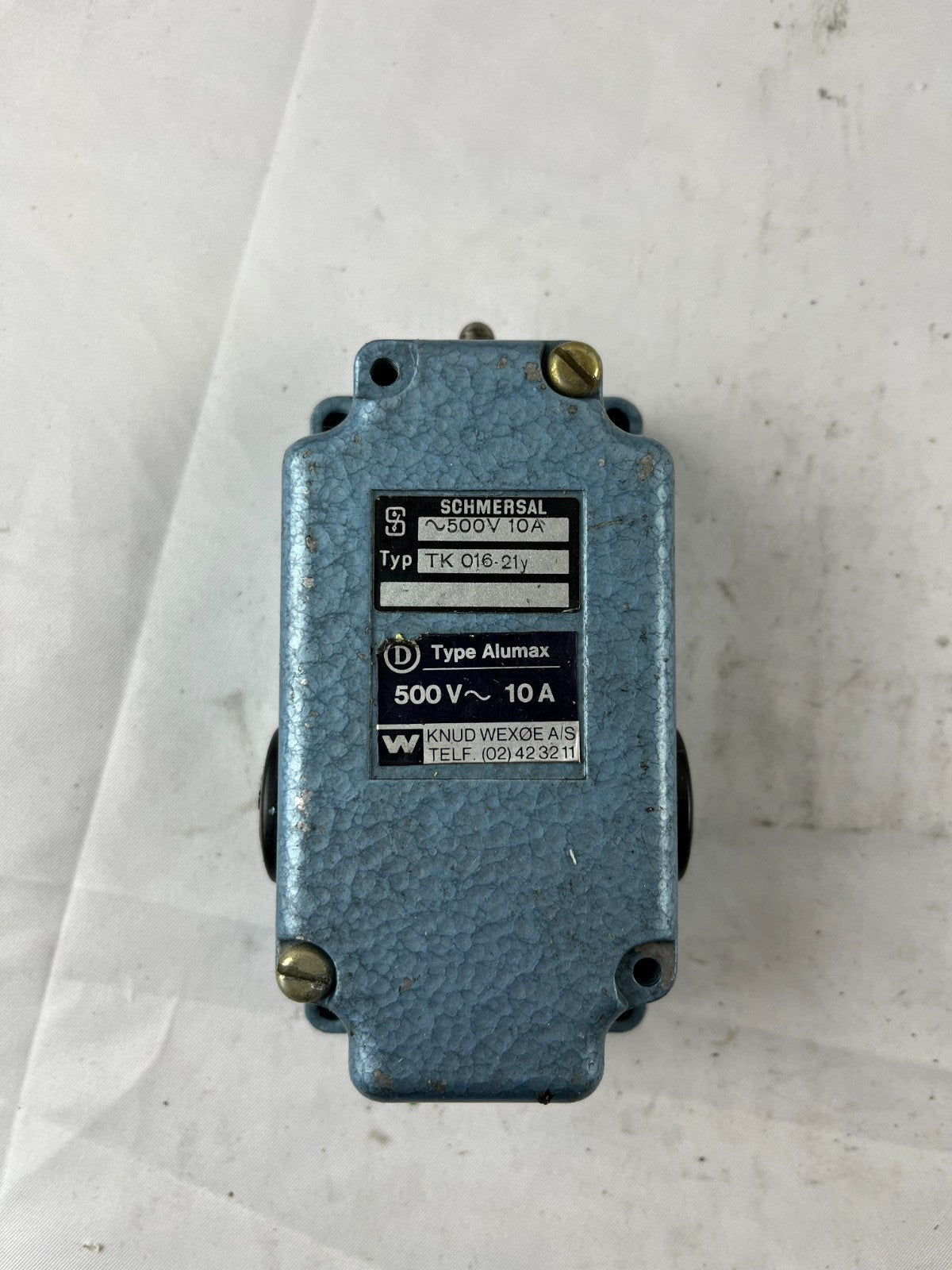 Schmersal TK 016-21Y Alumax Heavy Duty Limit Switch 500V 10A PG13.5 Used