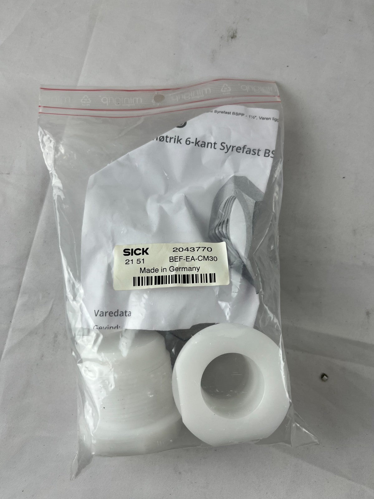 SICK BEF-EA-CM30 2043770 Integrated Adapter Mounting System for M30 Sensors New