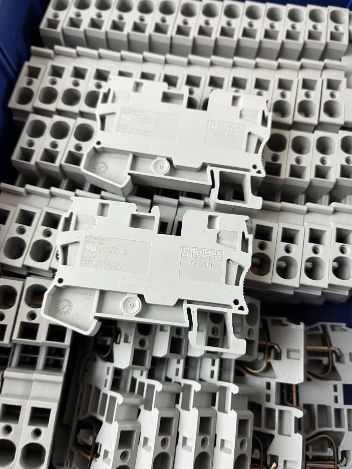 Phoenix Contact Terminal Blocks ST10 DIN Rail Feed Through Lot Used Good Units