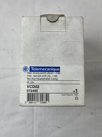 Telemecanique VCD02 Emergency Stop Switch Disconnector 3-Pole 12A TeSys Vario