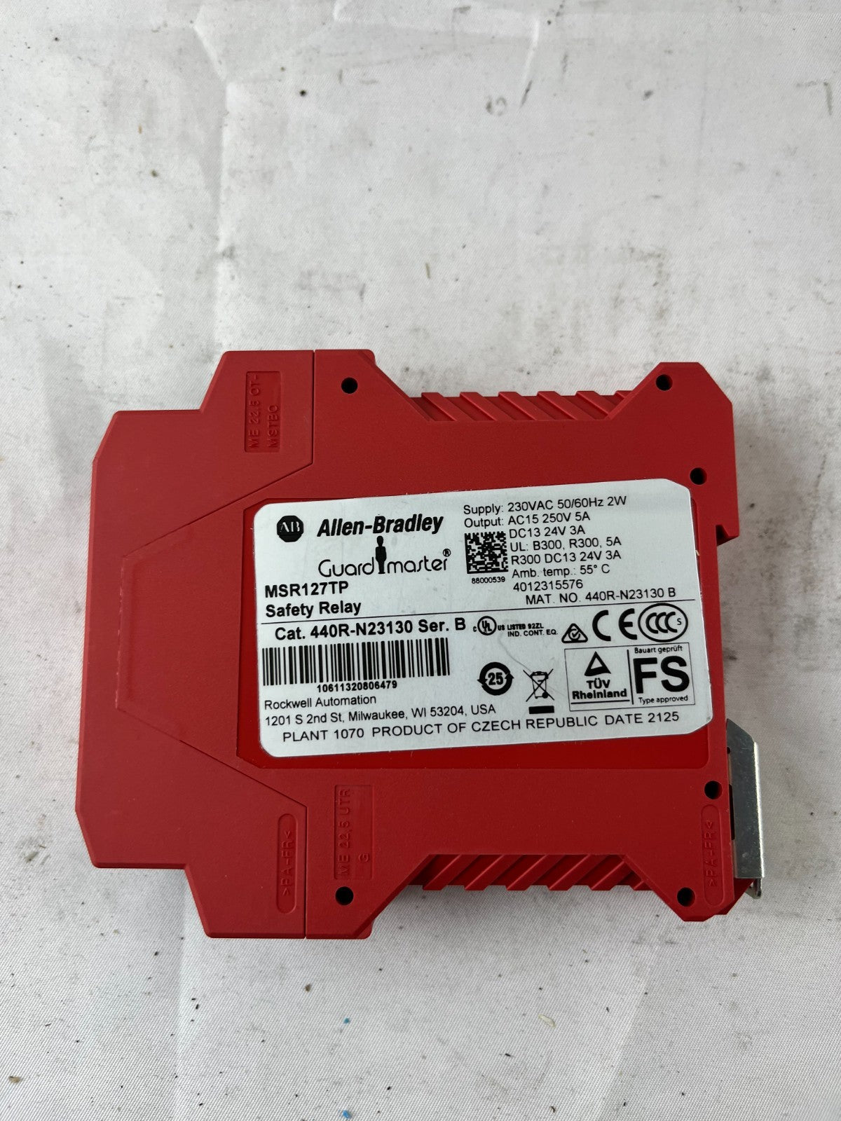 Allen Bradley Guardmaster MSR127TP Safety Relay 230VAC 3NO+1NC USED 440R‑N23130