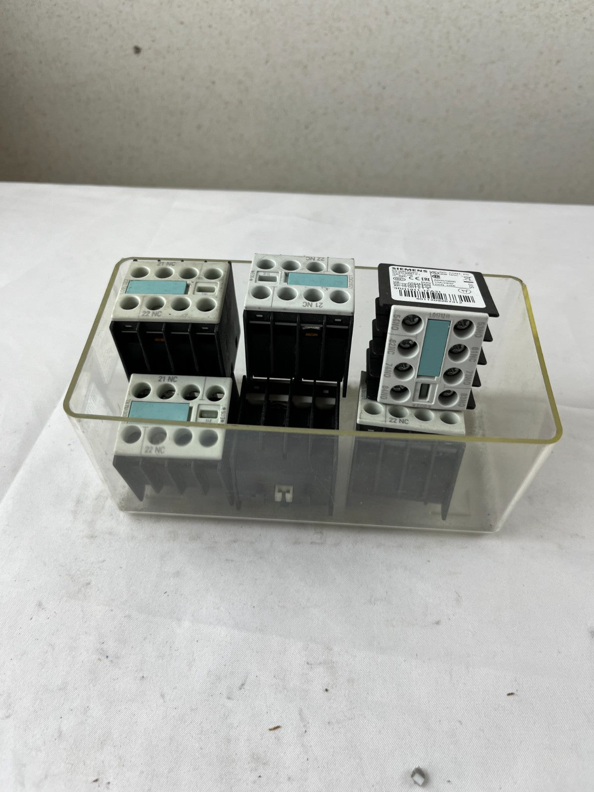 6x Siemens 3RH1911-1FA31 Auxiliary Switch Block 3NO+1NC S00 Top Mount for 3RT10