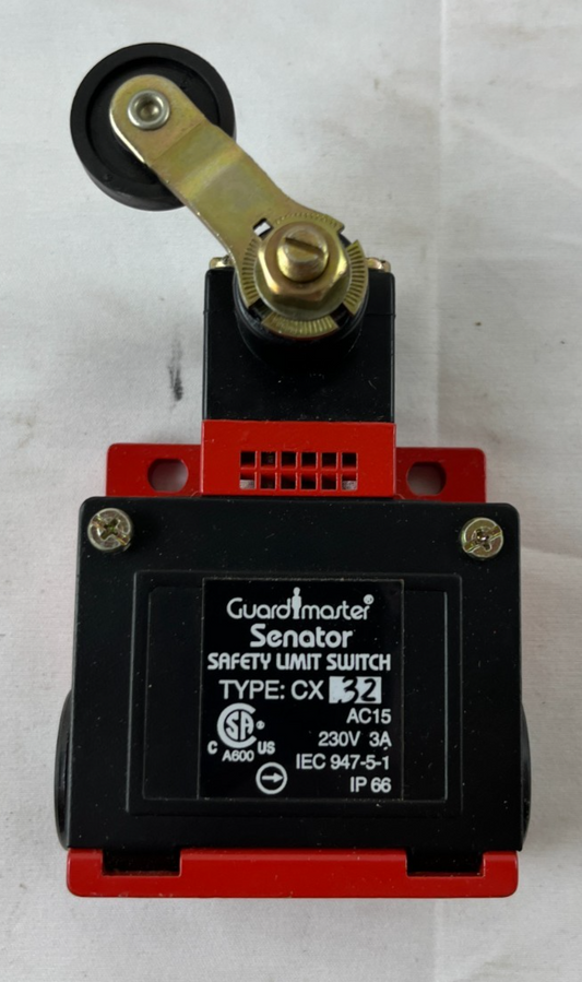 Guardmaster Senator CXB2 Safety Limit Switch Roller Lever IP66 New NOS Spare