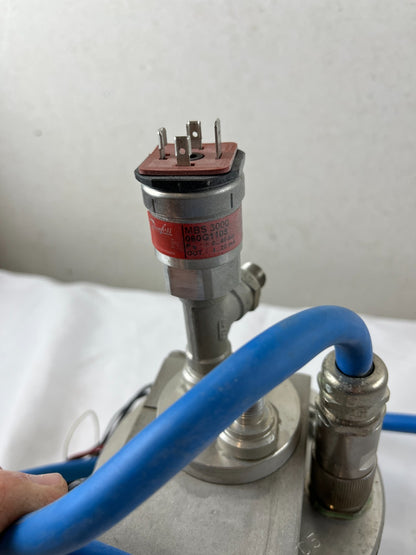 Siemens Sitrans F C Massflo Mass 2100 7ME4100-1AD10-1AA1 Coriolis Flow Sensor