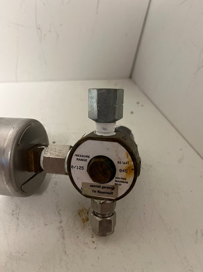 Oxygen Pressure Regulator 0–10 bar Gauge Inline Medical/Lab Gas Used Working