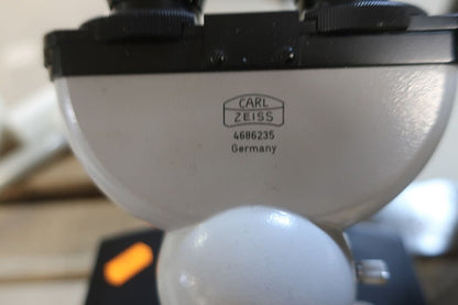 Carl Zeiss Binocular Microscope 4686235 Germany + Accessories Lab Used