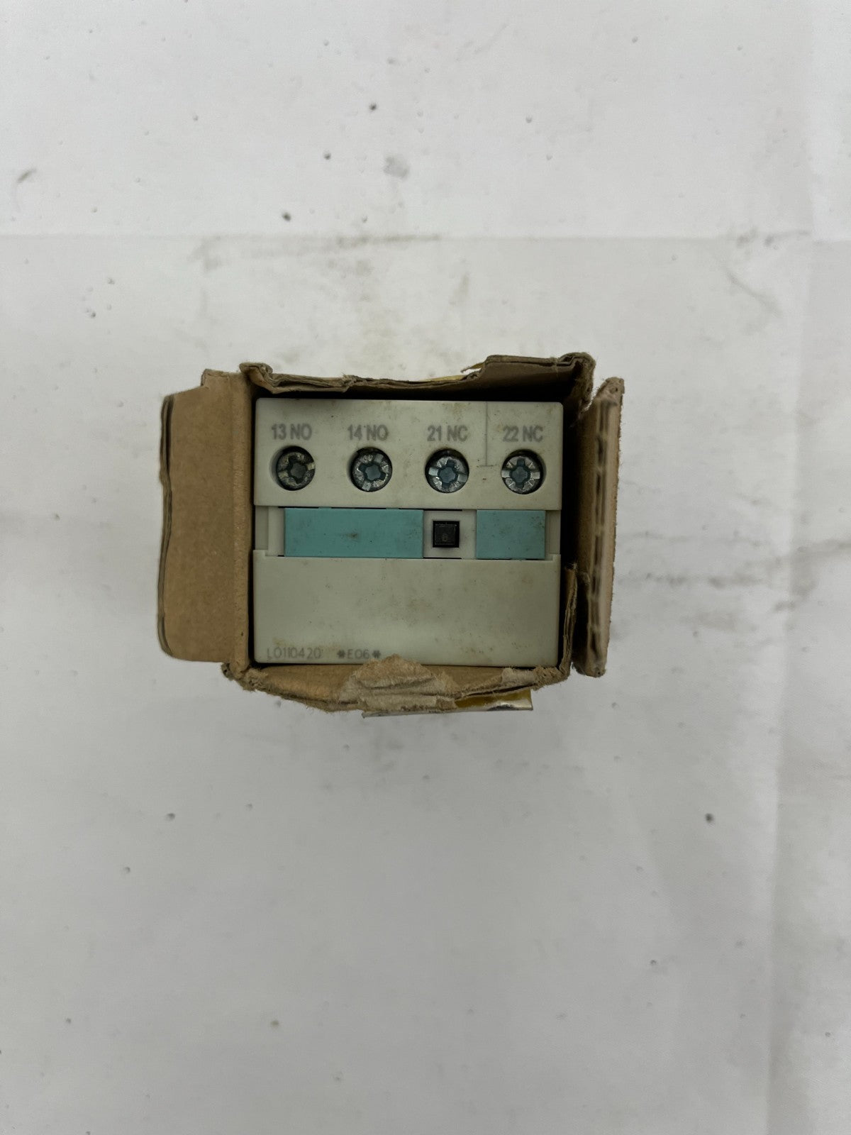 NEW Siemens 3RH1921-1LA11 Auxiliary Switch Block 1NO+1NC SIRIUS Contactor DIN