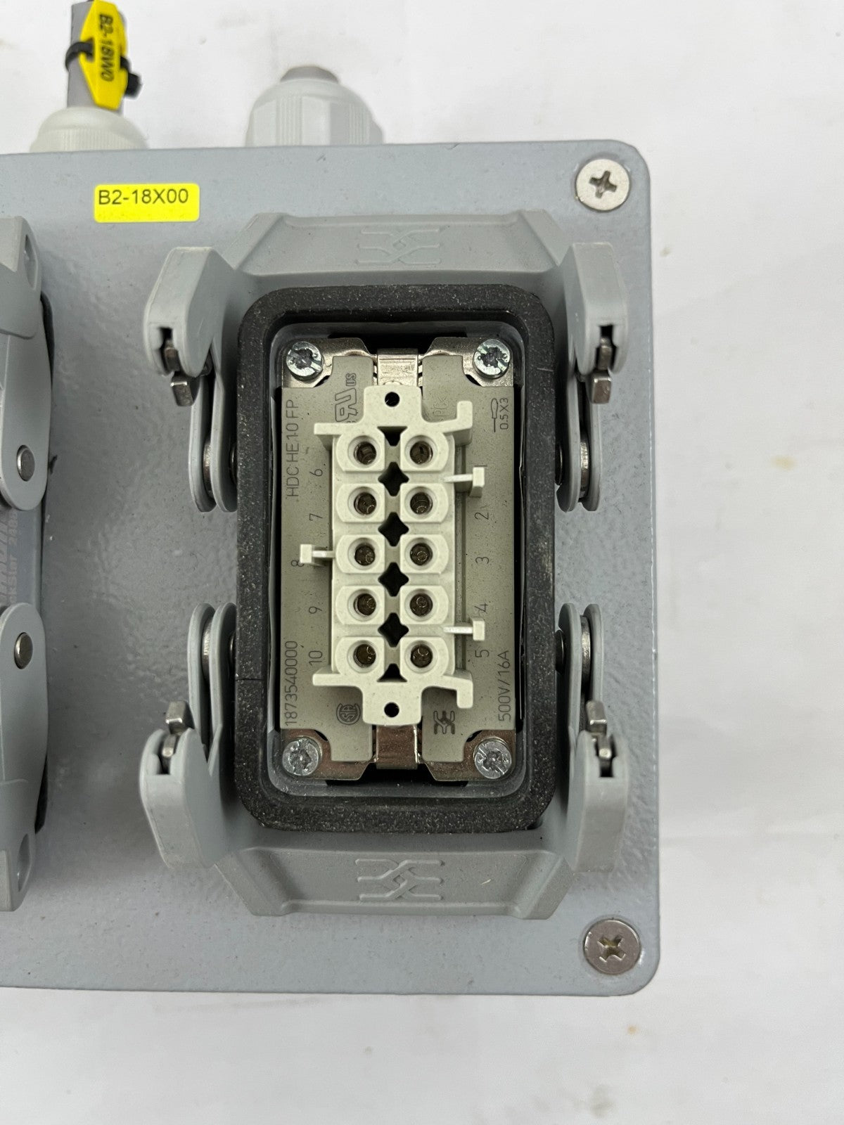 DKC Cosimec 65302 Aluminum Junction Box, 2x 16A/500V Connectors, IP66/67 Used