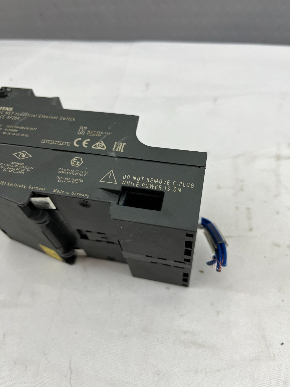 Siemens SCALANCE XF204 Industrial Ethernet Switch 6GK5204-0BA00-2AF2 Used
