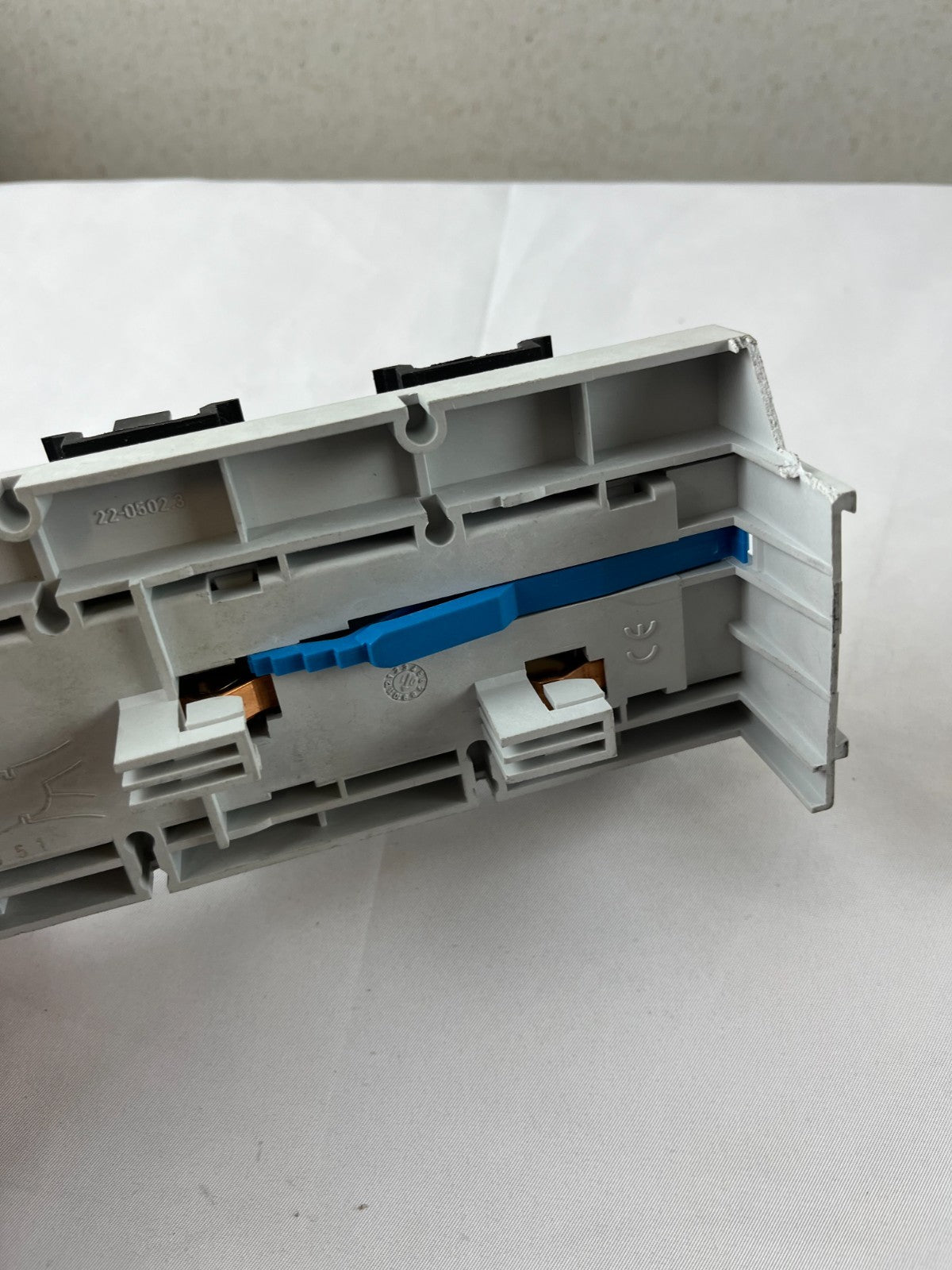 Wöhner 32 563.000 6032 Busbar Adapter Fuse Block 32A 690V 3‑Pole New Spare