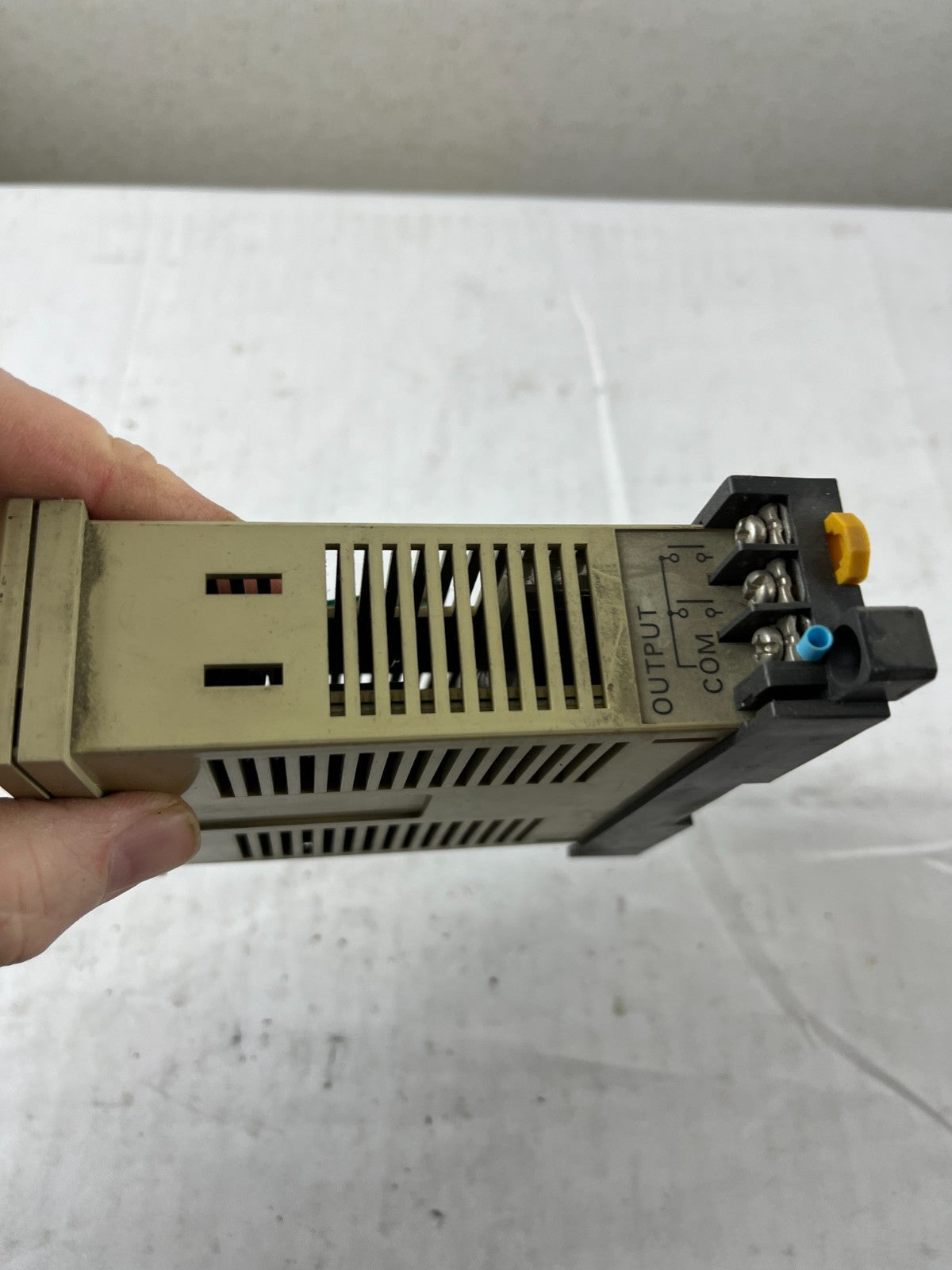 Omron 3G2A3-OC221 SYSMAC S6 I/O Device Output Module 250VAC 2A Used Spare Part