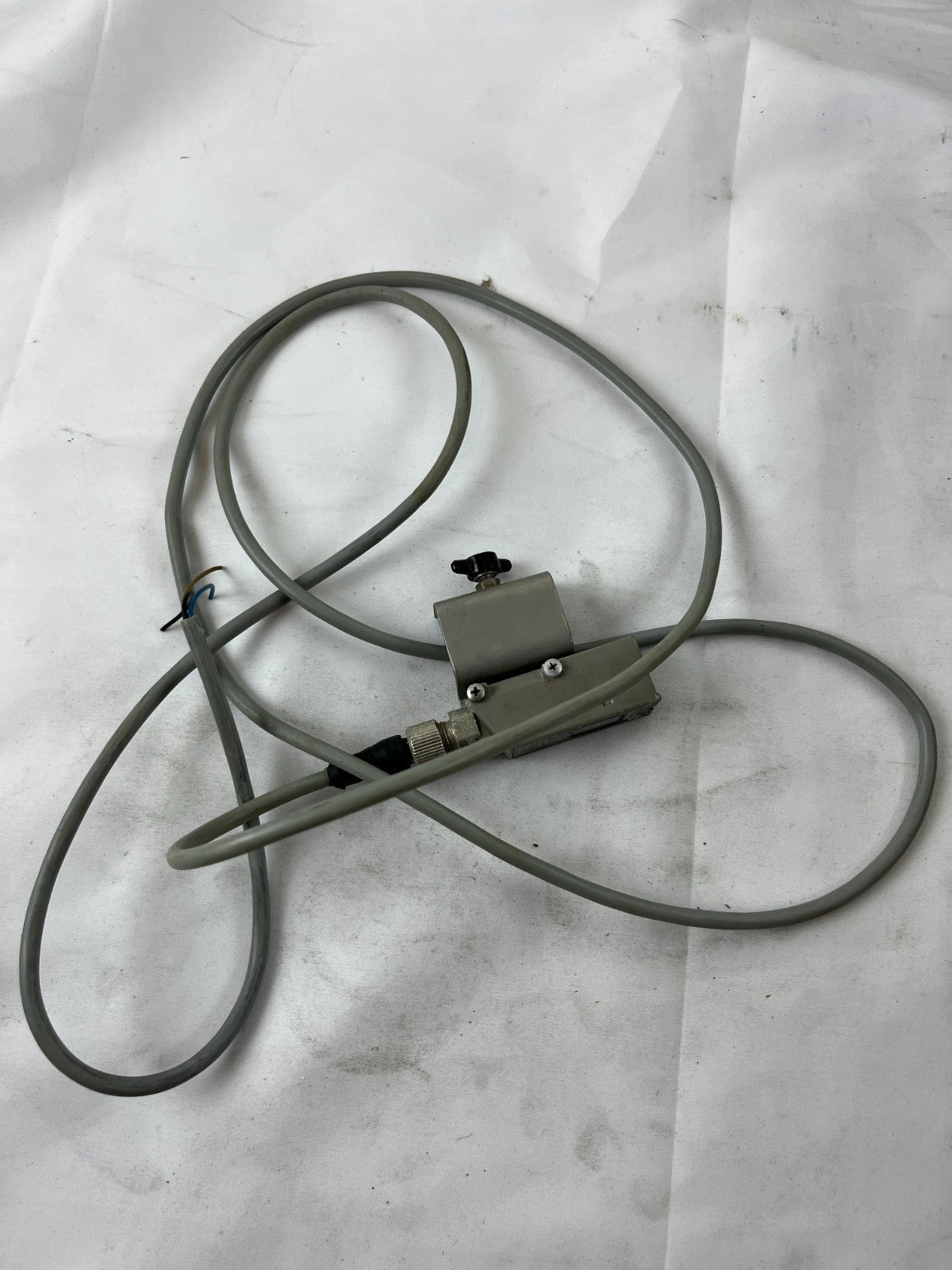 Omron E3S-CR67 Photoelectric Sensor 10-30VDC Amplifier Built-In Used Spare Unit
