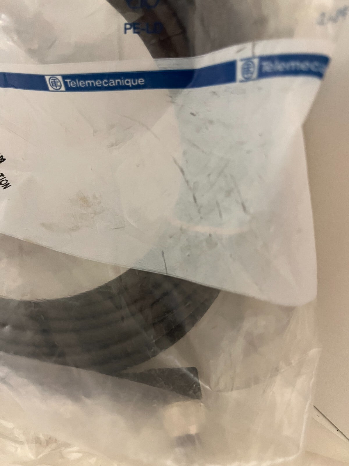 Telemecanique XZC P1241L10 M12 Female Connector Cable 10m IP67 - New Sealed