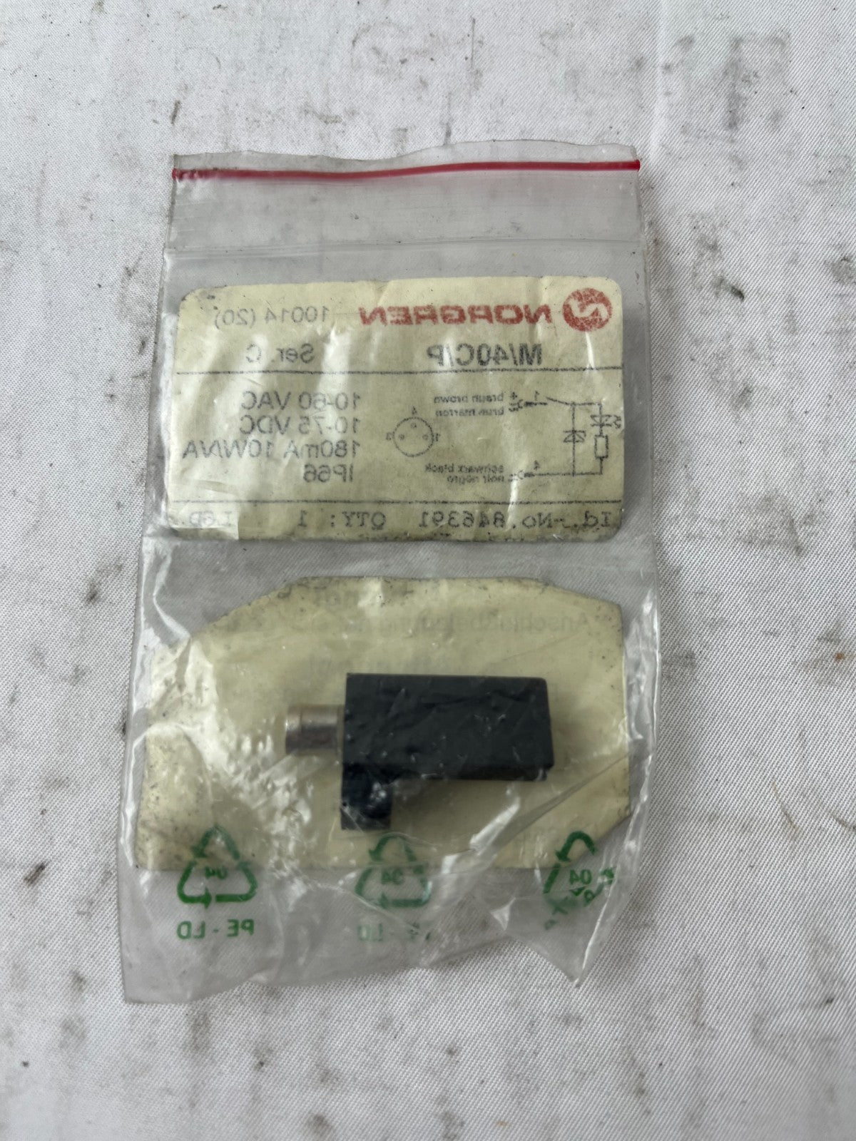 Norgren M/40C/P Magnetic Cylinder Switch 10-60VAC 75VDC IP66 New Unit