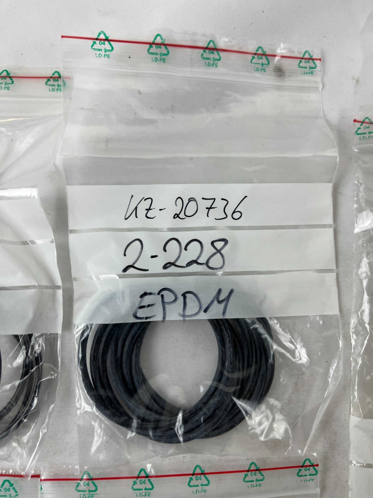 Industrial Pump Gasket Seal Lot EPDM FPM-FEP O-Rings Mixed Sizes New 4pcs