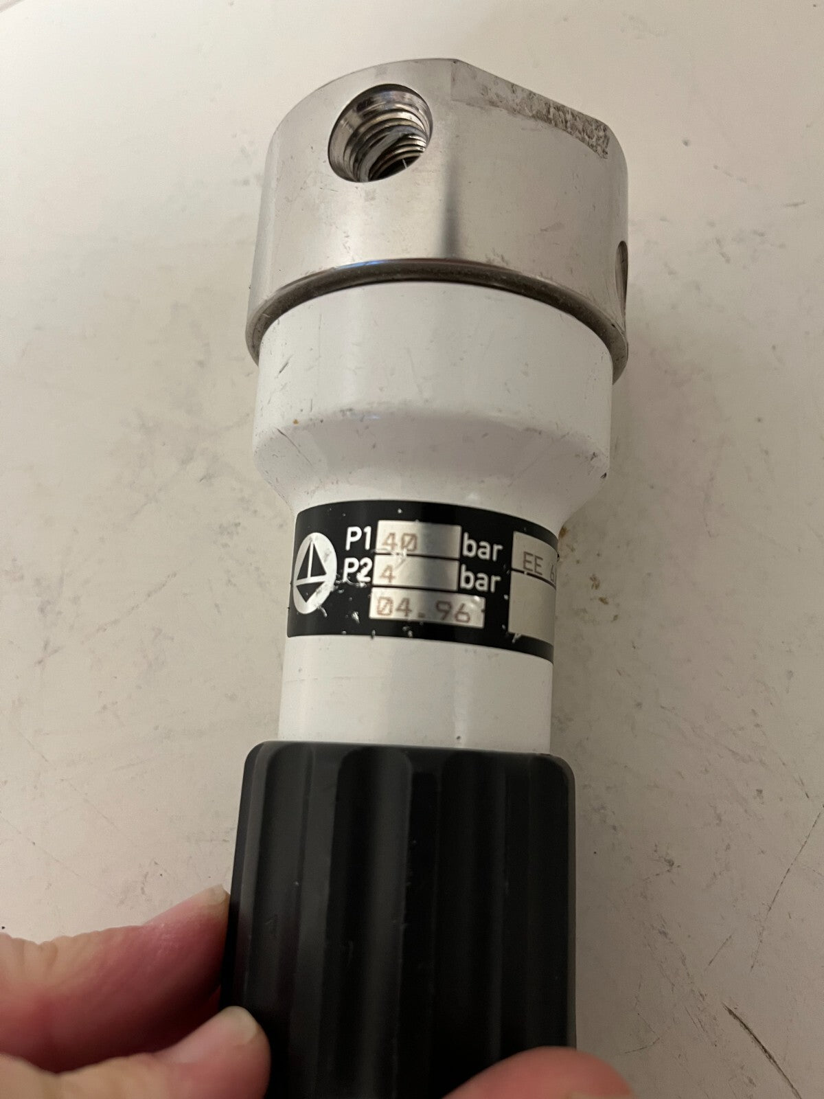 Messer Griesheim Pressure Regulator 40bar/4bar Stainless Steel Used Working