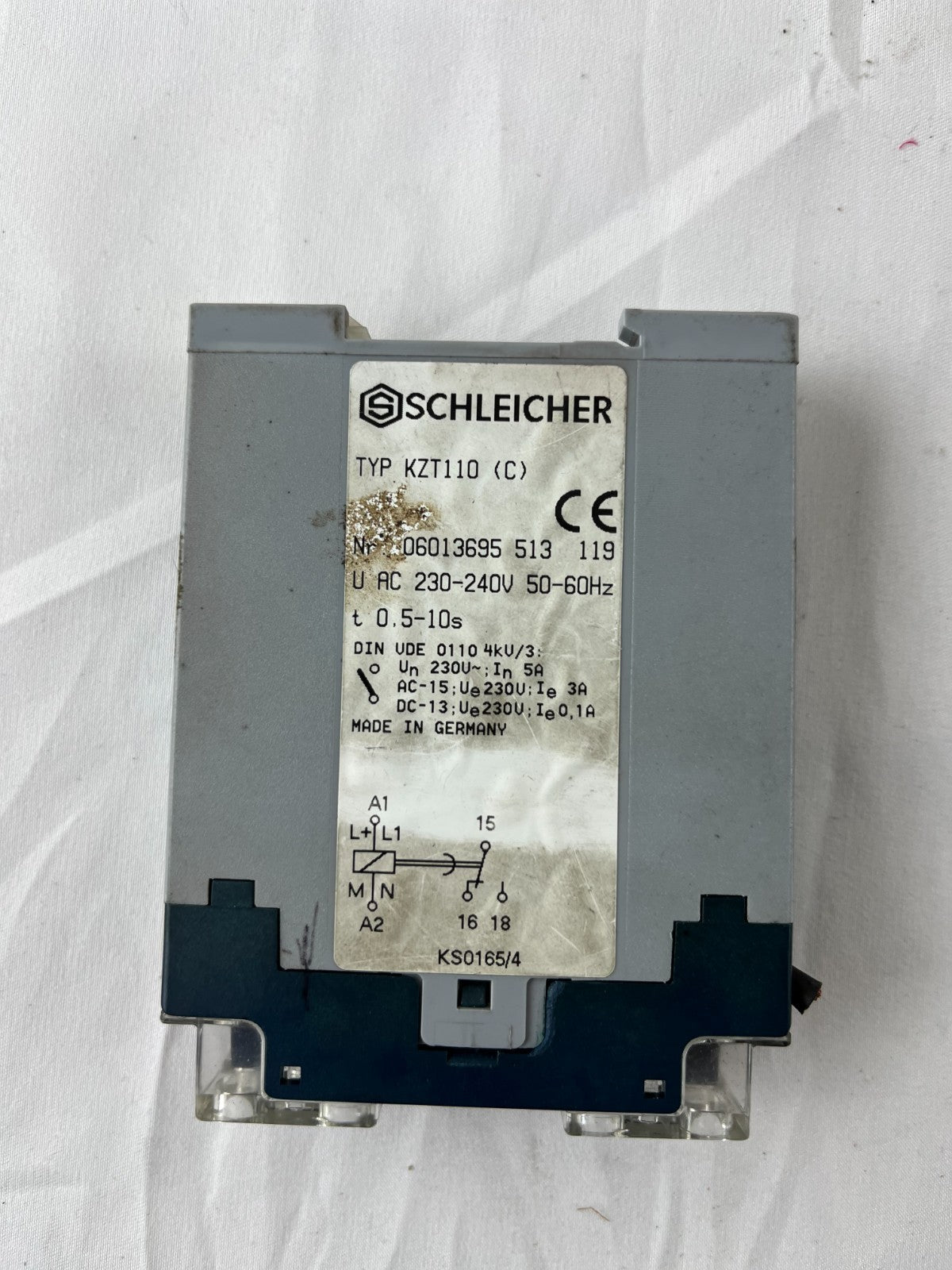 Schleicher KZT110 (C) Time Delay Relay 230-240V 0.5-10s 06013695 Germany NEW