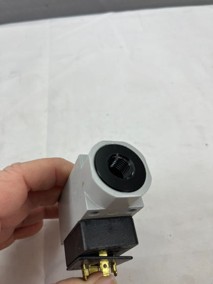 Festo PEV-1/4-B-OD Pressure Switch 175250 G1/4 1–12bar 250V AC 125V DC Pneumatic