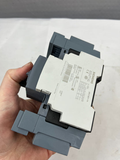 Siemens SIRIUS 3RV2711-1DD10 Motor Protection Circuit Breaker, 3-Pole, 3.2A