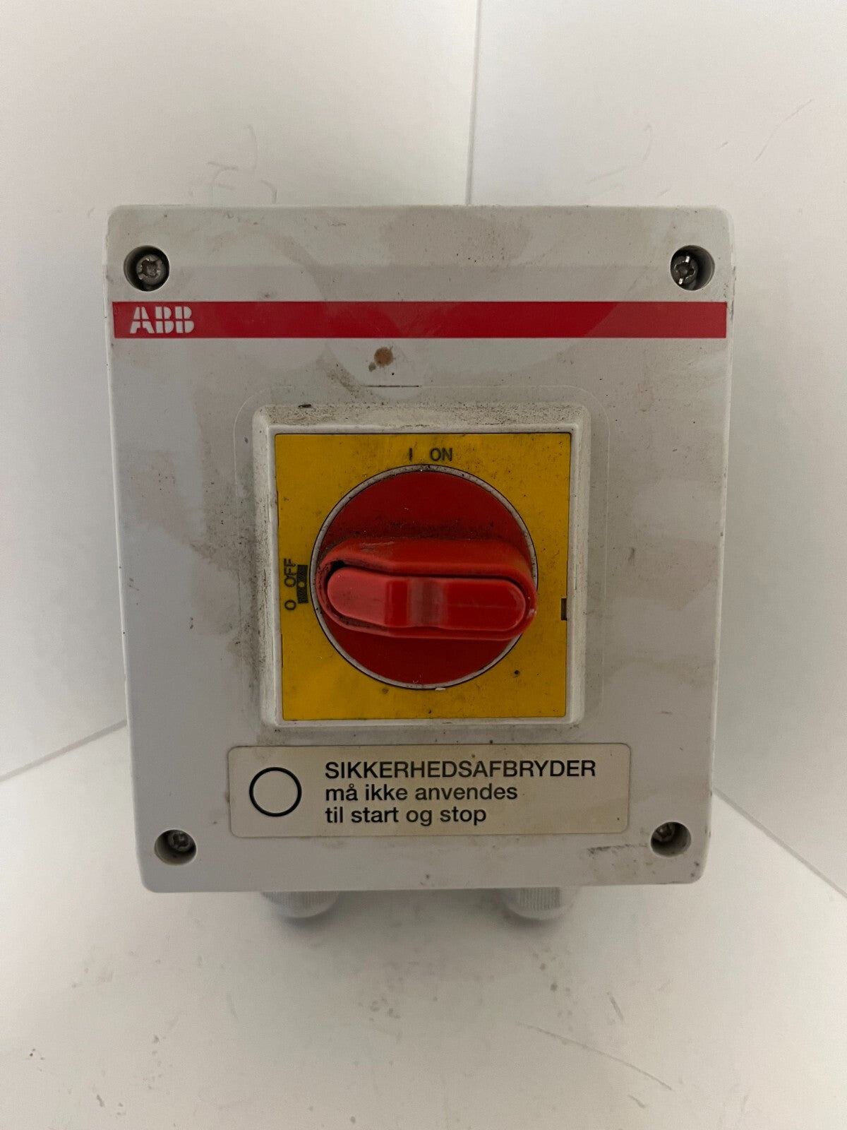 ABB OTE16A3M Safety Switch Disconnect 16A IP65 3-Phase USED Working