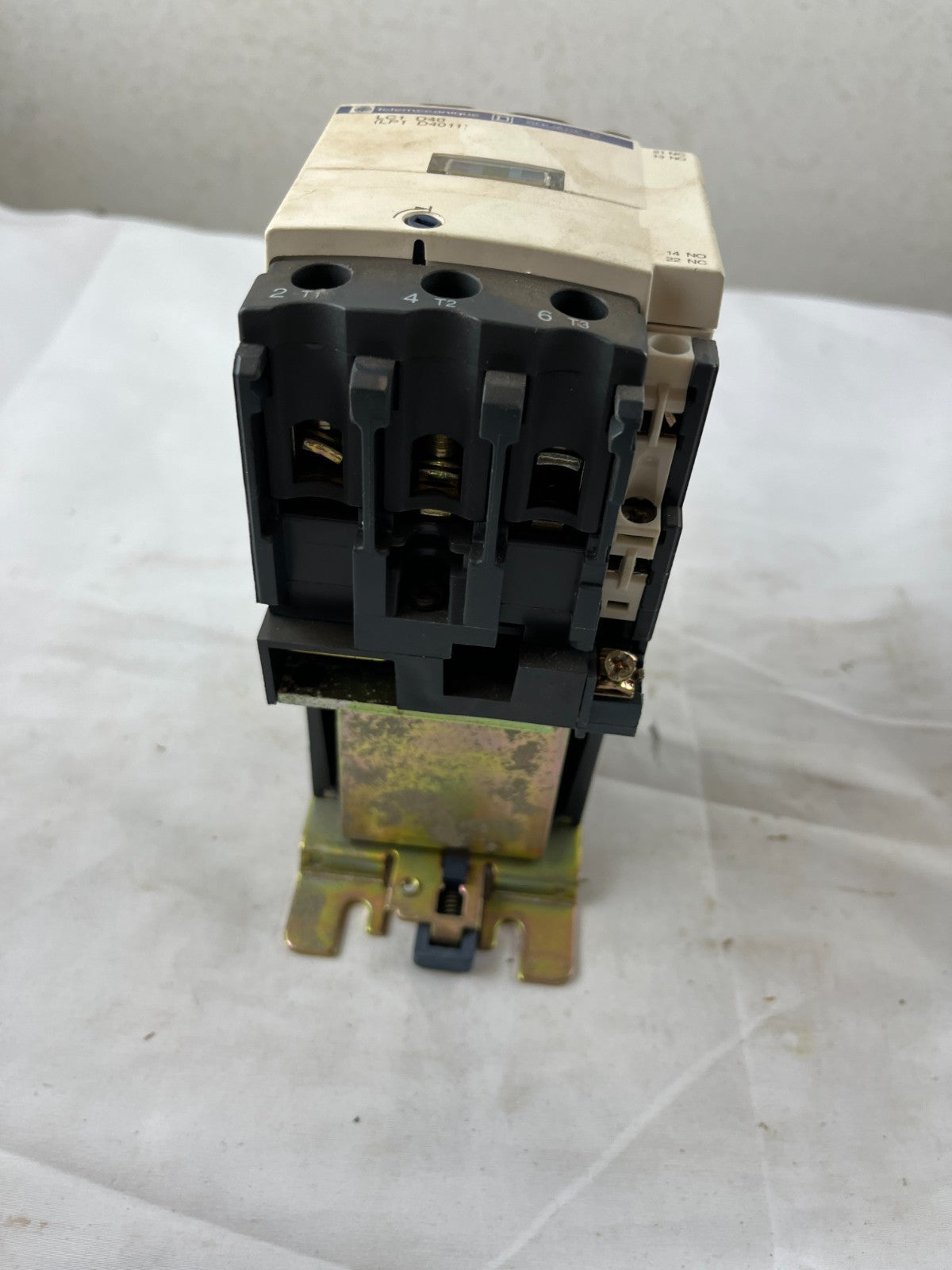 Telemecanique LC1D40 Contactor 60A 3-Pole Motor Contactor LC1 D40 Used Spare