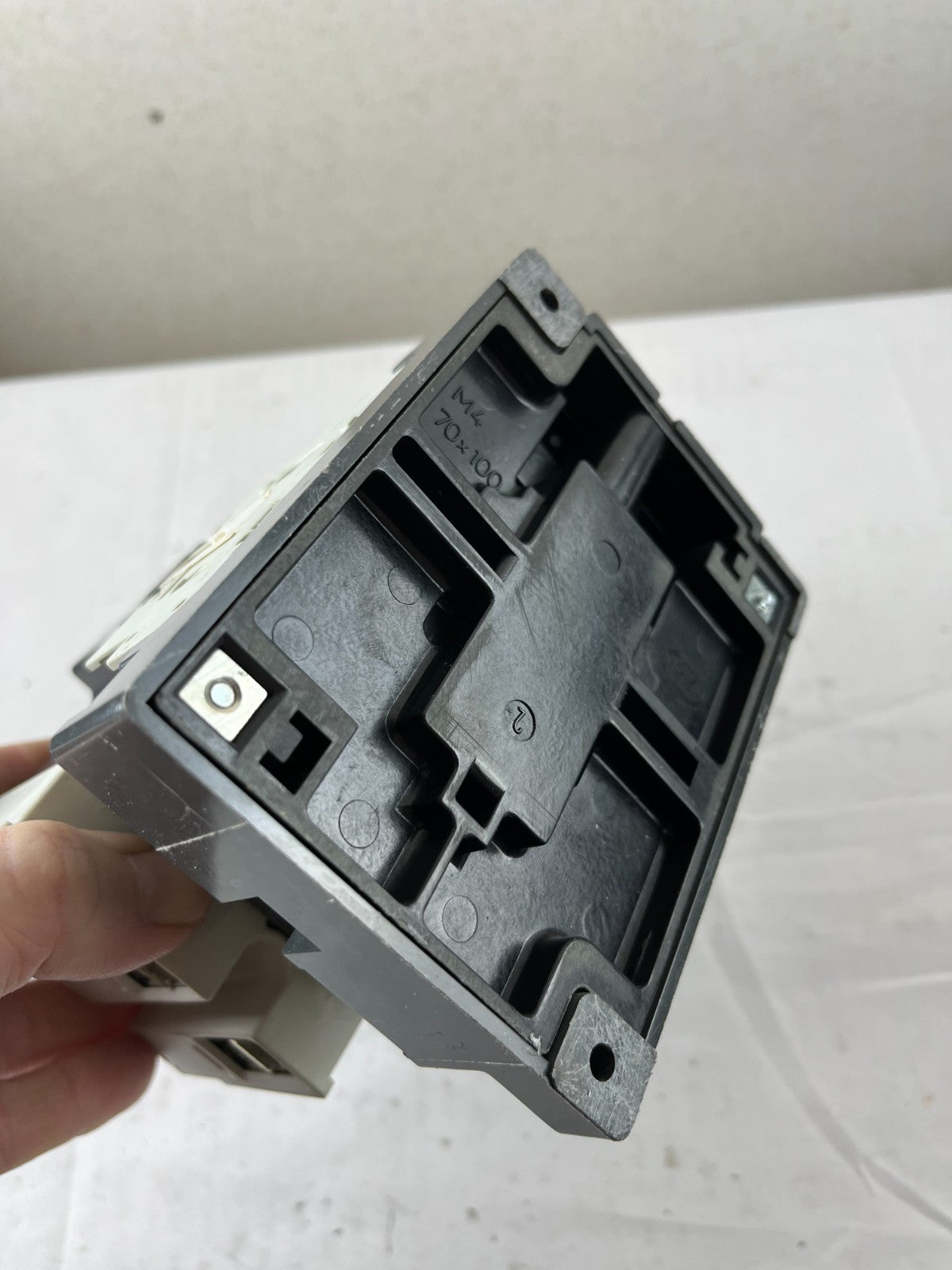 Siemens 3TF46 22-0AP0 World Series Power Contactor 3-Pole 45A 600V 110/120V Coil