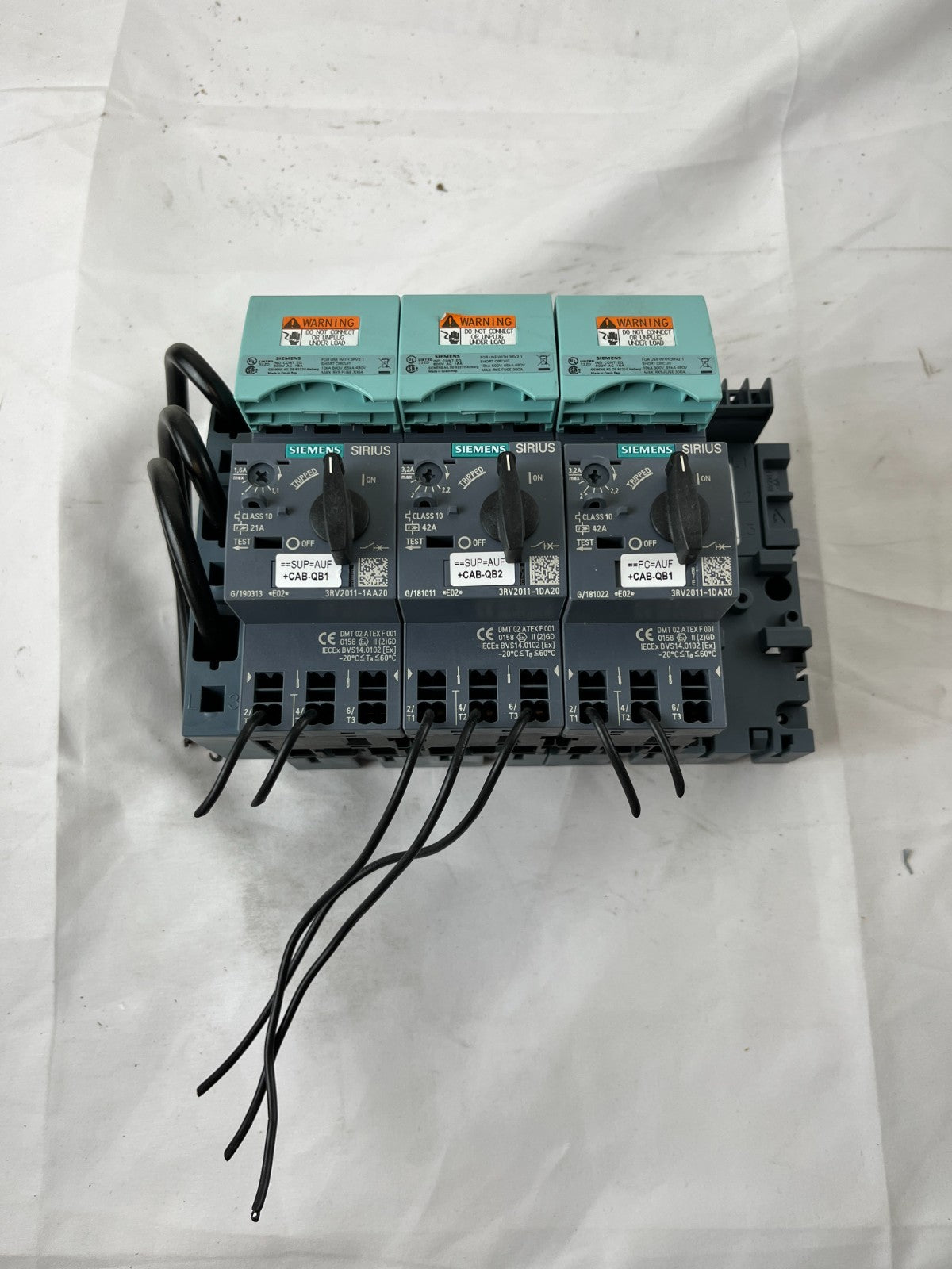 Siemens Sirius 3RV2011 Motor Starter Lot 3x MPCB 1.1-3.2A w Base Modules Used