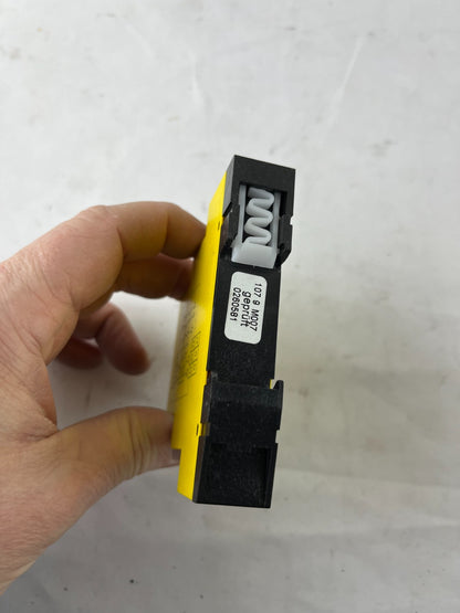 SICK UE10-2FG2D0 Safety Extension Relay 24VDC 6A SIL3 Cat4 PLe NEW 1043915