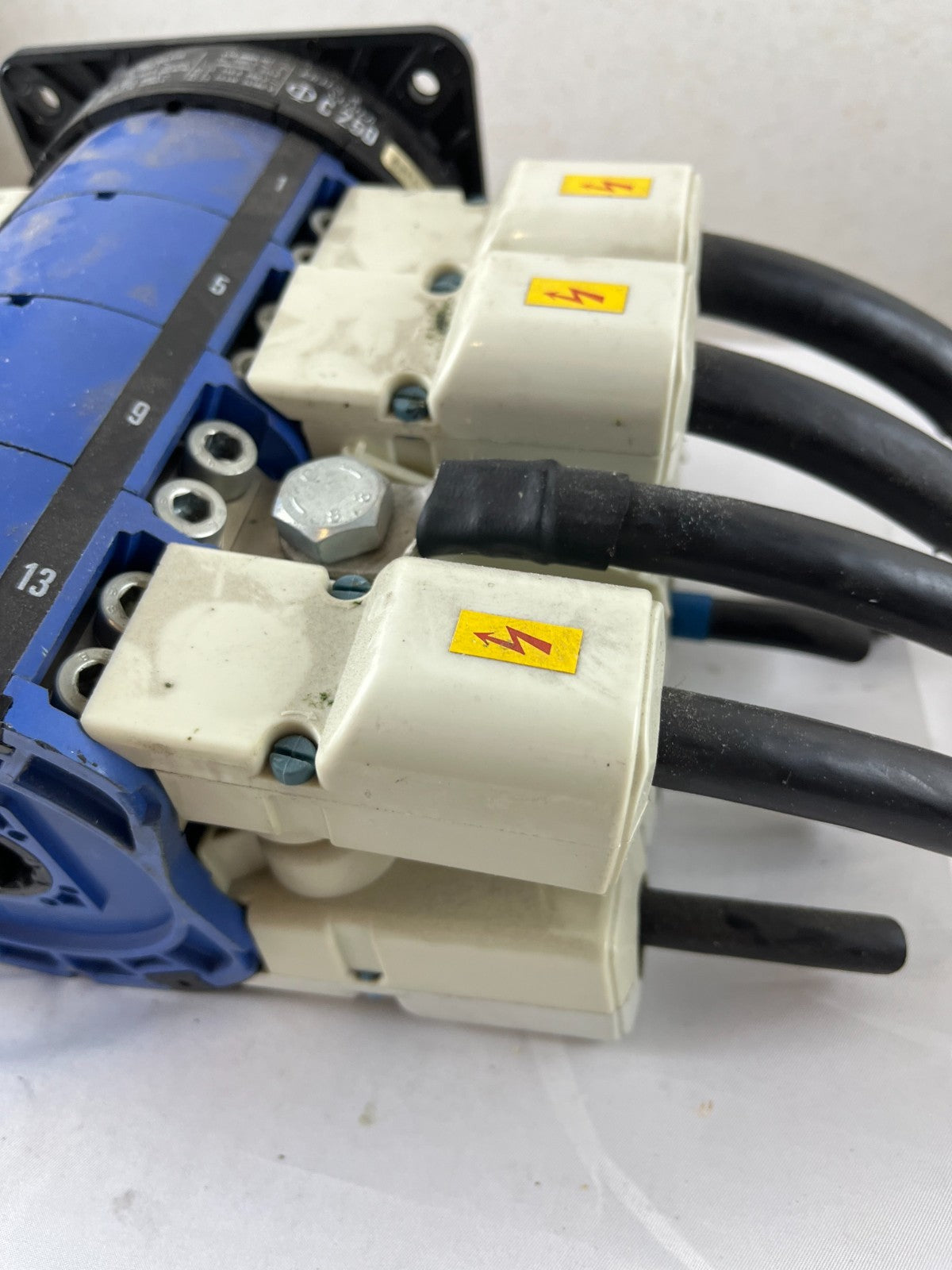 Kraus & Naimer C250 Rotary Cam Load Break Switch 240A 600VAC 3‑Phase Used