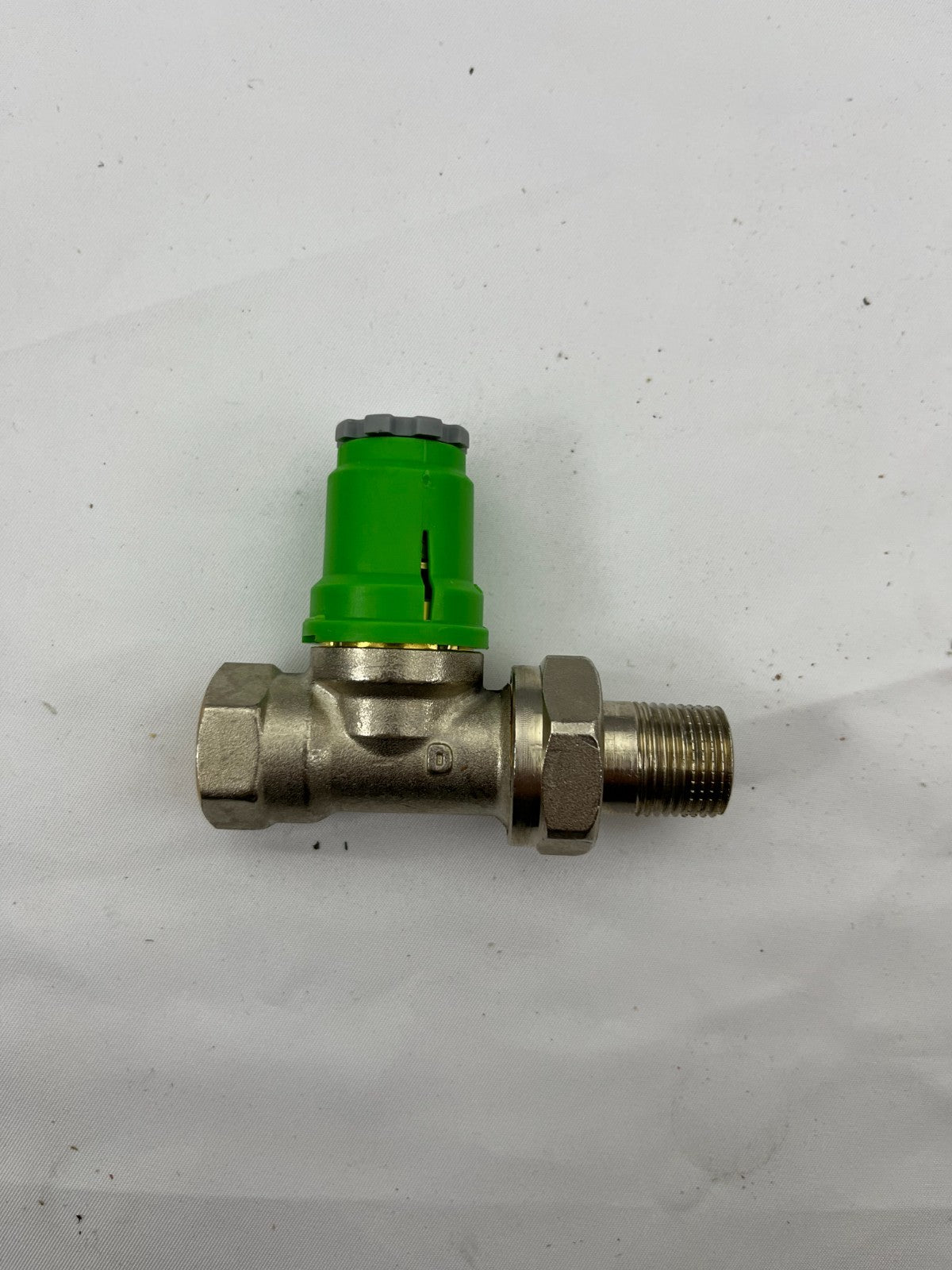 Danfoss RA 2000 RA-FN 10 3/8” Radiator Valve 013G0002 New Open Box, Original