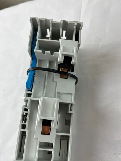 Wöhner 32 441 EQUES EasyConnector Busbar Adapter 32A 690V 60Classic New