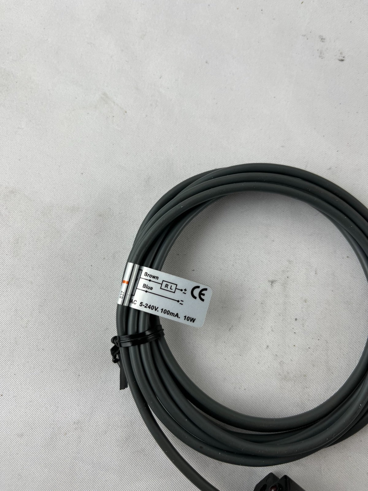 Chelic CS-30E Magnetic Cylinder Sensor Reed Switch 5-240V AC/DC Used Spare Unit