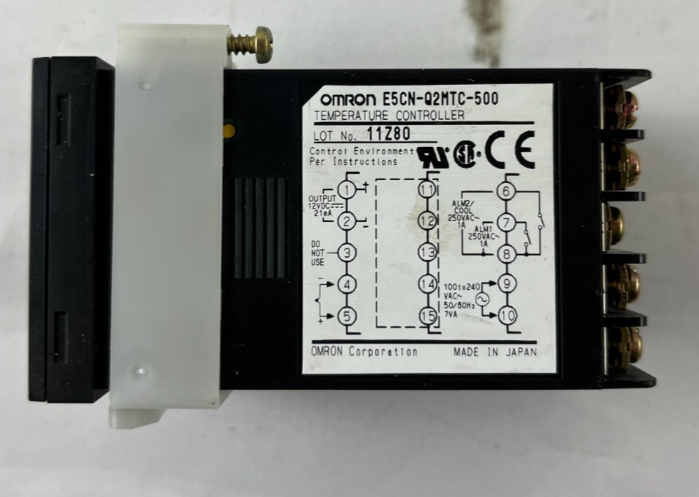 Omron E5CN-Q2HTC-500 Digital Temperature Controller 48x48mm 100-240VAC Heater