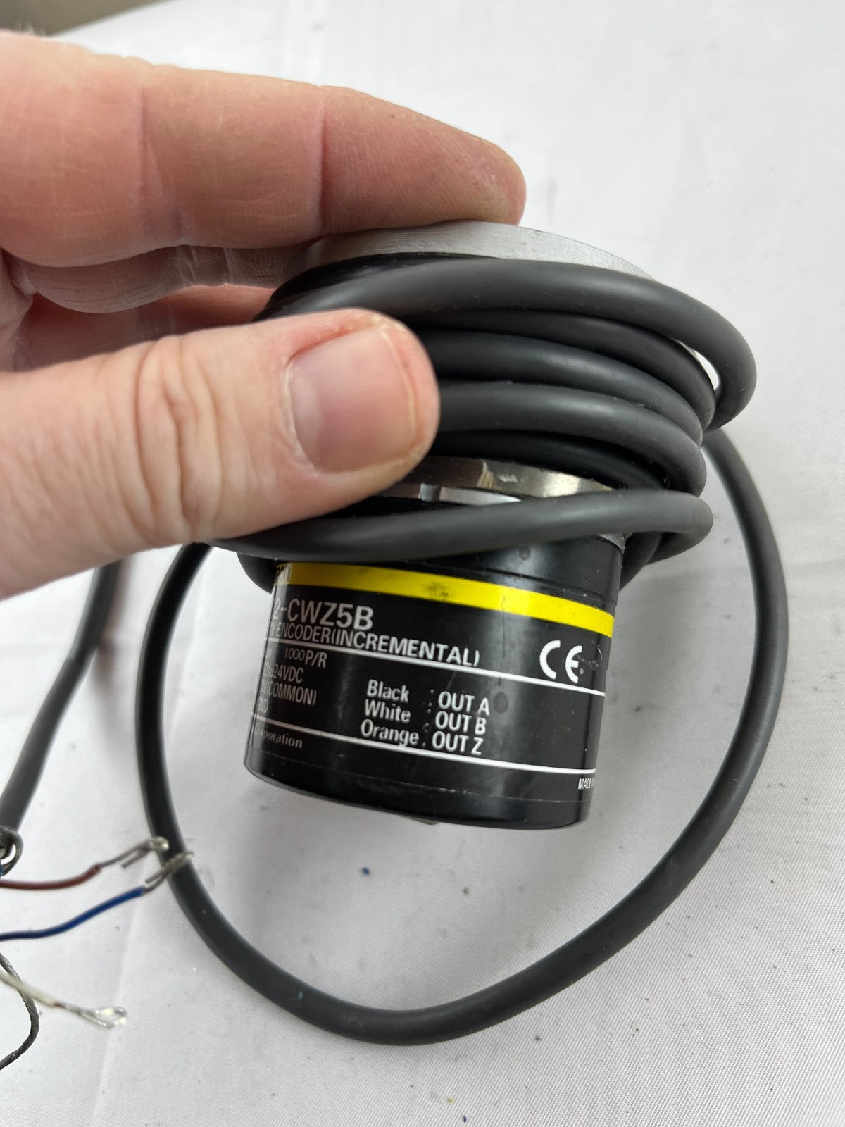 Omron E6C2-CWZ5B Rotary Encoder 1000 P/R 12–24 VDC Incremental Used Spare
