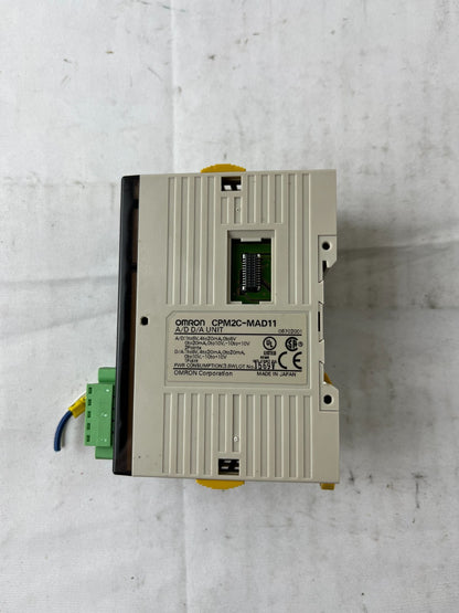 Omron CPM2C-MAD11 Analog I/O Unit 2x Analog Inputs 1x Analog Output 24V DC Used