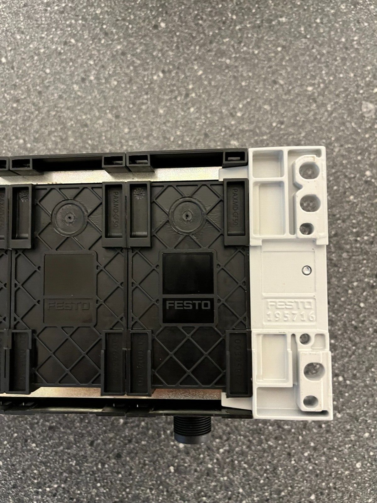 Festo CPX Pneumatic Manifold Assembly with VMPA1-FB-EMS-8 Valves and Accessories
