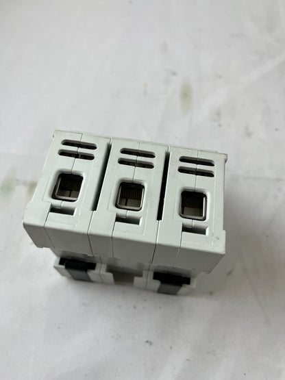 Servodan TYTAN II 63A 3-Pole Fuse Switch Disconnector 400V AC Used Spare Unit