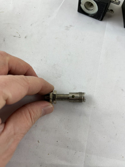Omron 161714-18906M Industrial Pressure Switch Sensor M10x1.0 Stainless Steel
