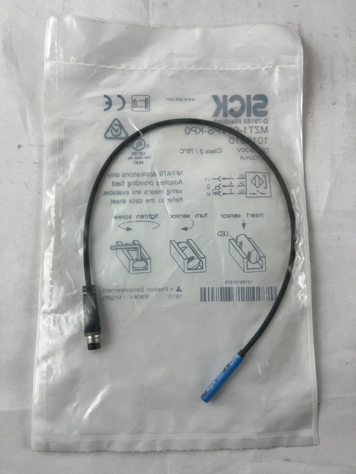 SICK MZT1-03VPS-KP0 Cylinder Sensor NEW Magnetic T-Slot PNP 10-30VDC M8 Sealed