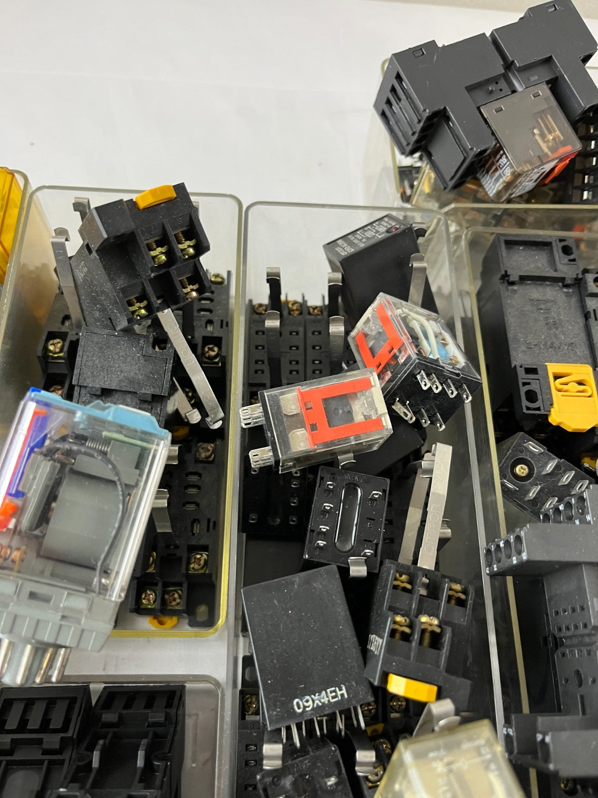 Mixed Industrial Relay Huge Lot Finder Schrack Omron Plug-In Relays Sockets Used