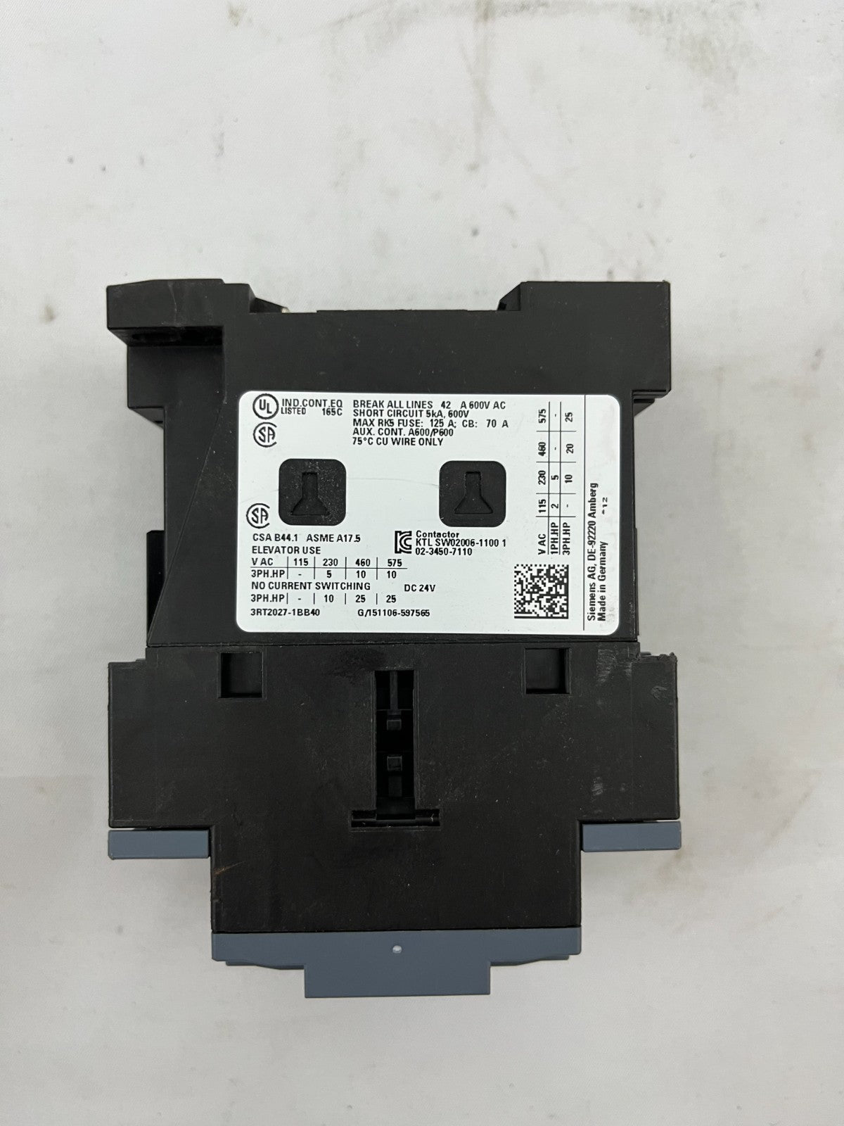 Siemens SIRIUS 3RT2027-1BB40 DC Power Contactor, 3-Pole, 32A, 24V DC Coil, 15kW