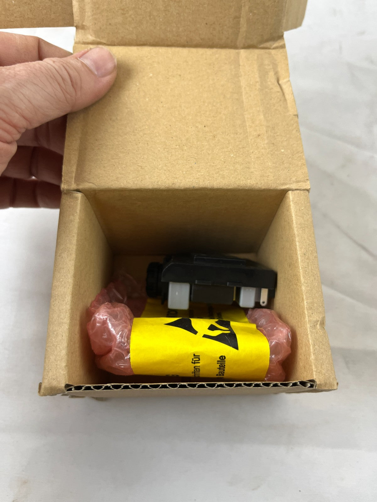 Danfoss 3.07.62.412.010 Pressure Switch Module 2074.1611 100-240V AC New NOS